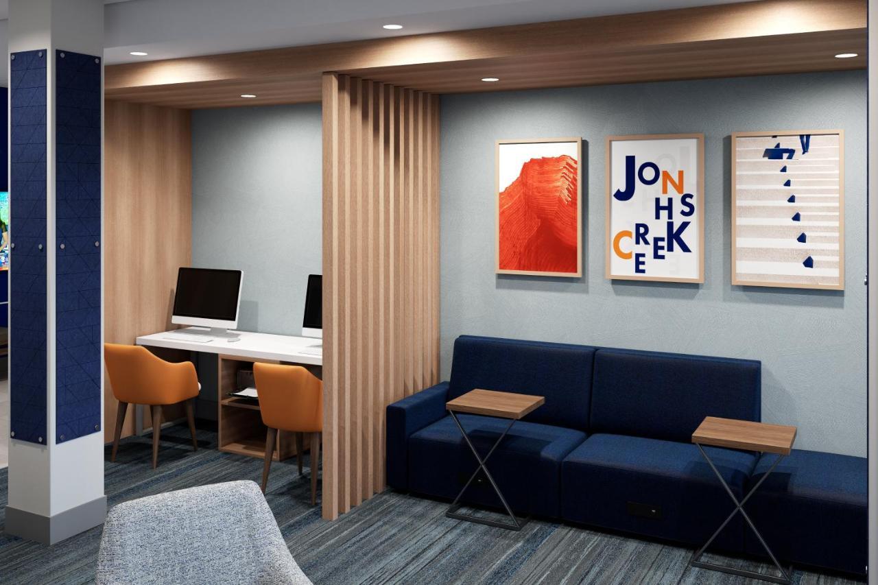Holiday Inn Express Asheville Woodfin By Ihg Bagian luar foto