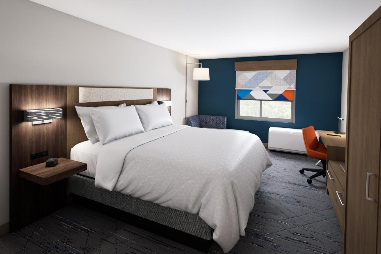 Holiday Inn Express Asheville Woodfin By Ihg Bagian luar foto